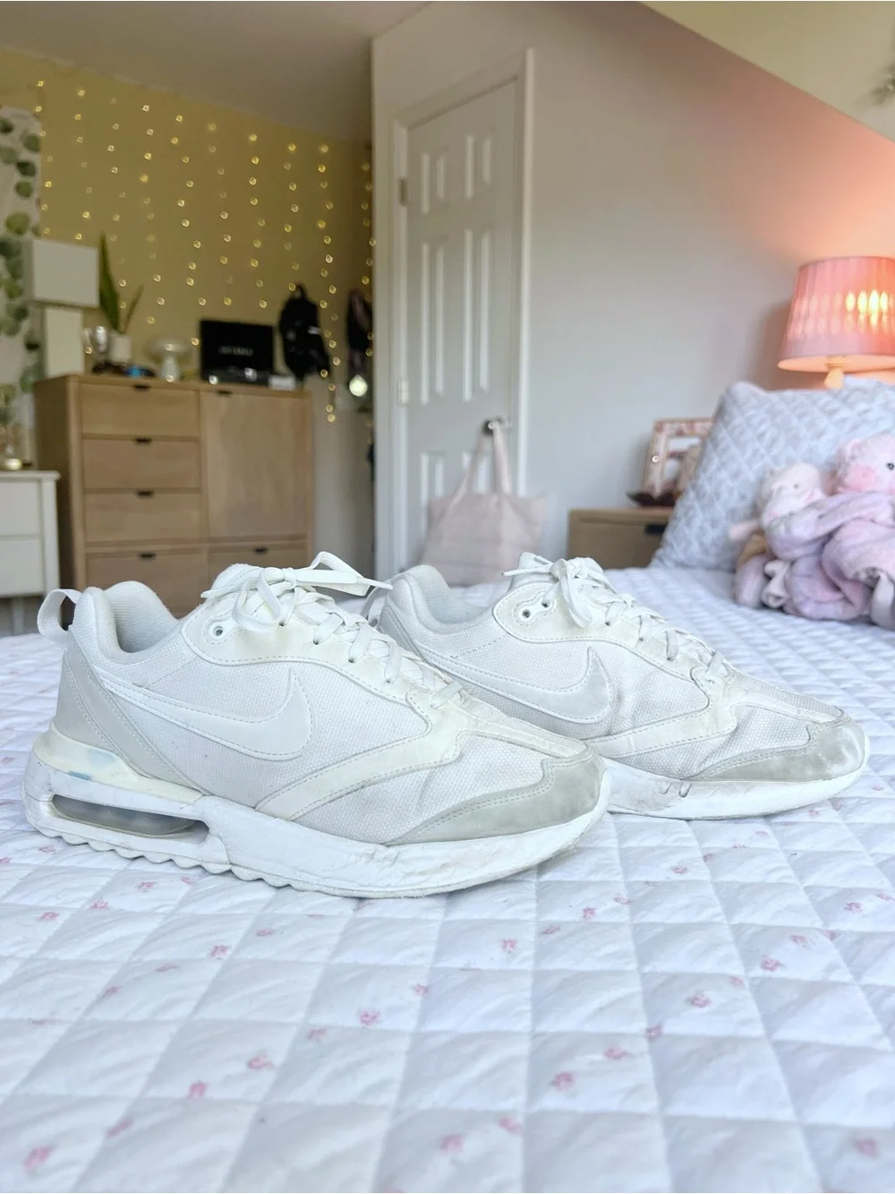 Nike Air Max Dawn White Phantom Sail Coconut Milk Sneakers Women’s Size 8